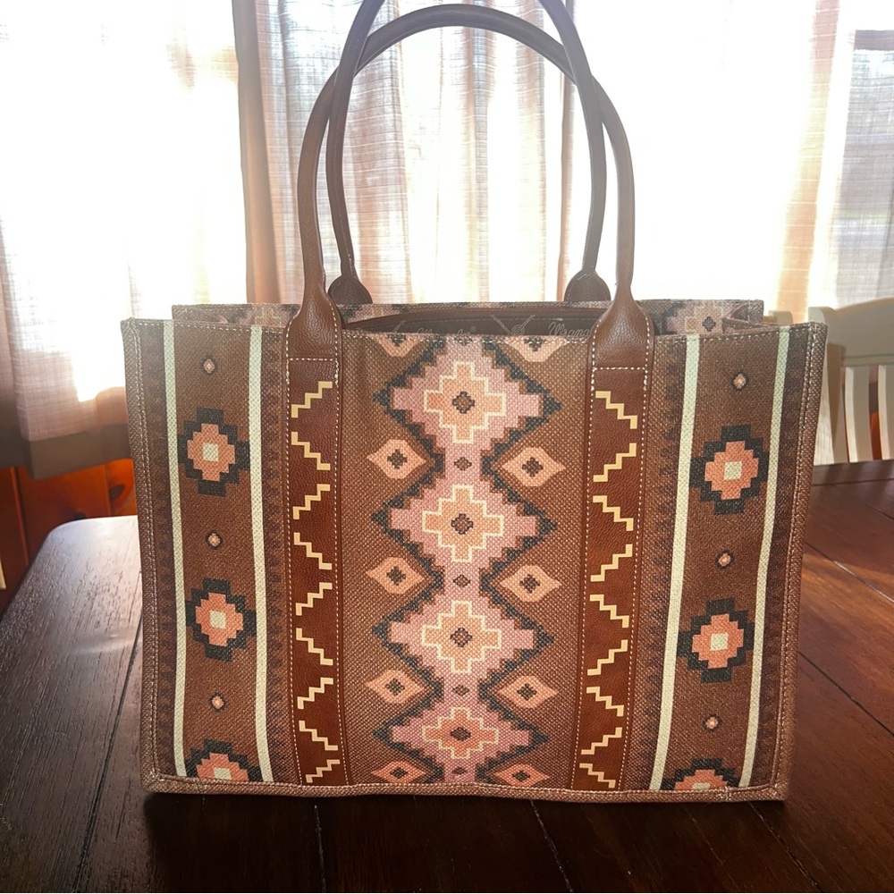 Wrangler Geometric Brown and Pink Tote - Picture 3 of 4